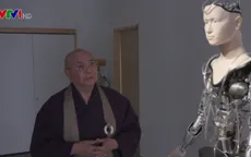 Nhiều ý kiến trái chiều về việc sử dụng robot nhà sư ở Nhật Bản