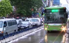 Ùn tắc trên tuyến đường xe bus nhanh