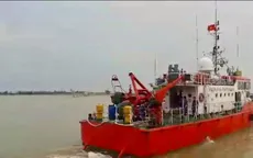 Nghệ An: Lai dắt tàu cá cùng 16 ngư dân gặp nạn vào bờ