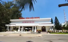 Công viên Phú Lâm bị chiếm dụng làm nhà hàng tiệc cưới