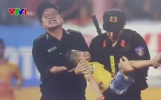 Có nên cho trẻ cắn tay khi bị co giật?