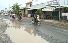 Quốc lộ 80 xuống cấp nghiêm trọng