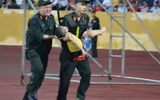Tuyên dương 5 cán, bộ chiến sĩ kịp thời sơ cứu cháu bé bị co giật khi đang xem bóng đá