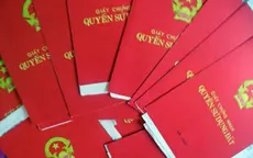 Phát hiện giao dịch bằng sổ đỏ giả