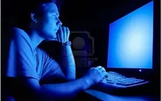 Ánh sáng xanh từ thiết bị điện tử ảnh hưởng đến giấc ngủ