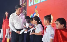 Đêm hội Trăng rằm - San sẻ yêu thương