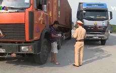 Thiếu chế tài xử phạt mất an toàn vận chuyển container