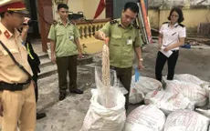 Bắt giữ 700kg lòng lợn đã bốc mùi hôi thối