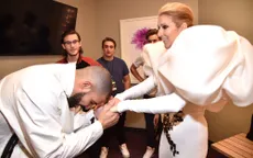 Drake muốn xăm khuôn mặt Celine Dion lên cơ thể, danh ca người Canada từ chối