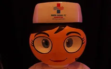 Bệnh viện đầu tiên cả nước ứng dụng nhiều loại robot phục vụ bệnh nhân