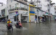 Triều cường gây ngập ở Cần Thơ và TP.HCM
