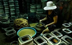 Cận cảnh đúc lư đồng tại làng nghề cuối cùng ở Sài Gòn