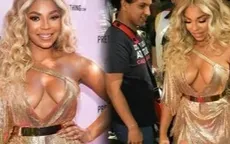 Ashanti "lấp ló" vòng một gợi cảm