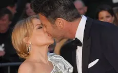 51 tuổi, Kylie Minogue vẫn đẹp lộng lẫy