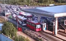 Đề xuất bán thêm vé thủ công thay vì xả trạm thu phí khi ùn tắc cao tốc dịp Tết