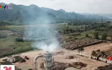 Người dân Hòa Bình sống chung với bụi từ nhà máy sản xuất gỗ ép