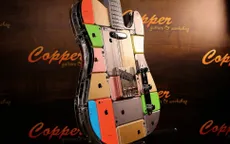 Siêu chất: Chiếc guitar được làm từ 106 chiếc iPhone