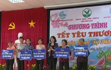 Chăm lo Tết cho các gia đình chính sách và hộ nghèo