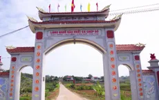Thăm làng nuôi cá chép đỏ Thủy Trầm
