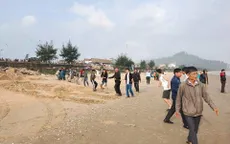 Hai học sinh mất tích khi tắm biển