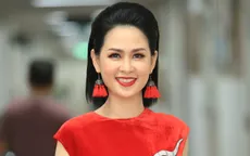 BTV Thúy Hằng đẹp xuất sắc đón Tết cùng VTV