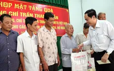 Chủ tịch Ủy ban Trung ương MTTQ Việt Nam chúc Tết, tặng quà tại Sóc Trăng