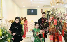 NTK Đỗ Trịnh Hoài Nam tự tay vào bếp, trang trí nhà cửa đón Tết