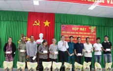 Đồng chí Trần Thanh Mẫn tặng quà Tết gia đình chính sách tại Cần Thơ