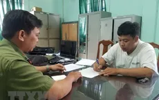 Xử phạt đối tượng tung tin đồn thất thiệt về dịch viêm phổi cấp