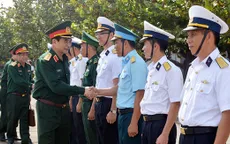 Đoàn công tác Bộ Quốc phòng chúc Tết quân dân Trường Sa