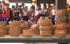 "Nghệ nhân nhí" trải nghiệm làm gốm