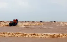 Gấp rút cứu hộ các thuyền viên gặp nạn trên biển