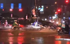 Người dân TP.HCM gặp khó sau những ngày mưa liên tiếp