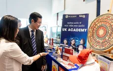 Tạo điều kiện thuận lợi cho các nguồn lực trong và ngoài nước đầu tư trong giáo dục