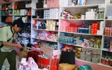 Nhan nhản mỹ phẩm với giá bình dân, mua dễ như mớ rau ngoài chợ