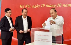 Lãnh đạo Chính phủ quyên góp ủng hộ đồng bào miền Trung