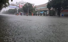Hà Tĩnh ngập sâu trong nước, biên phòng điều động tàu, ca nô ứng cứu