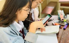 Hà Nội: Học sinh khối 9 và 12 ở "vùng cam" tạm dừng đến trường từ 17/1