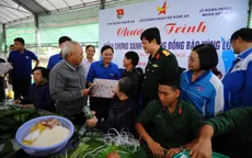 Trung ương Đoàn hỗ trợ bà con vùng lũ Quân khu 4