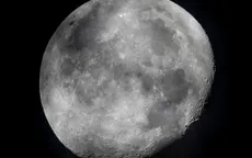 Phát hiện quan trọng của NASA: Tìm thấy nước trên bề mặt có ánh nắng chiếu vào của mặt trăng