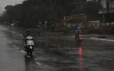 Áp thấp nhiệt đới gây mưa lớn diện rộng ở Trung Bộ và Nam Bộ