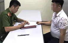 Phụ huynh giật tóc, tát vào mặt bé gái 2 tuổi đã ra công an trình diện