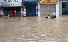 Bão số 12 khiến 2 người tử vong, hàng chục nhà dân bị hư hỏng, tốc mái