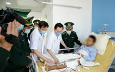 Cứu chiến sĩ bị bắn khi làm nhiệm vụ