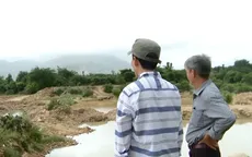 Nguy hiểm rình rập từ những hố nước "tử thần" trong mùa mưa