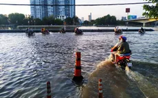 Triều cường đạt đỉnh gây ngập diện rộng tại TP.HCM