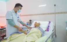 Loại bỏ khối u màng não cho cụ bà 81 tuổi