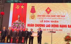 Hiệp hội Làng nghề Việt Nam đón nhận Huân chương Lao động hạng Ba