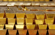 Giá vàng bật tăng trở lại khi số ca mắc COVID-19 gia tăng