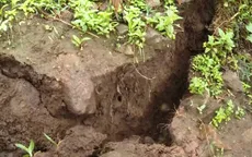 Xuất hiện vết nứt mới đe dọa 8 hộ dân ở Trà Bồng, Quảng Ngãi